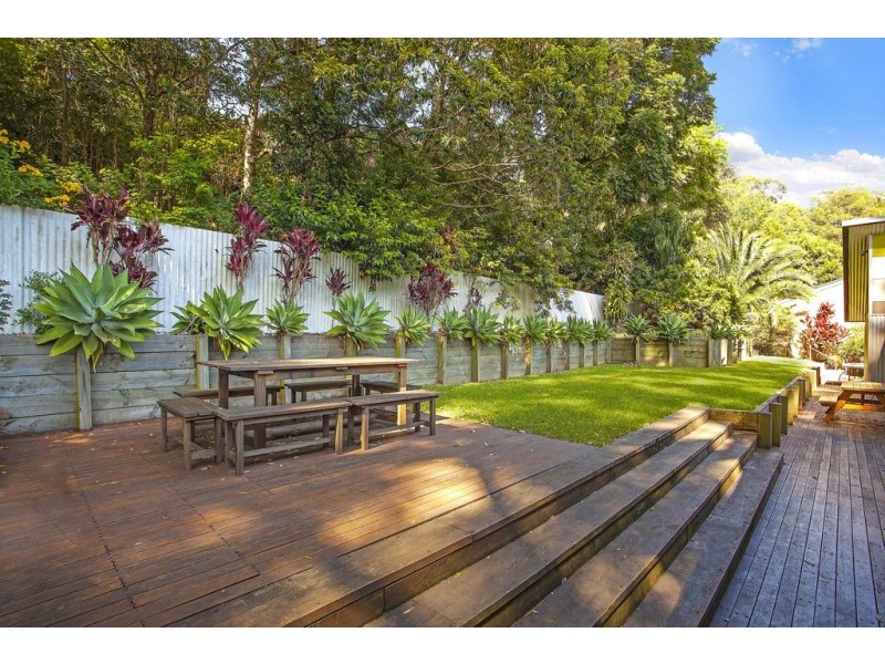 15 Walder Crescent, Avoca Beach NSW 2251