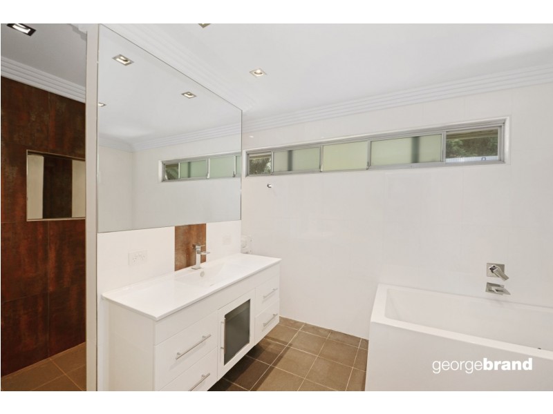 15 Walder Crescent, Avoca Beach NSW 2251