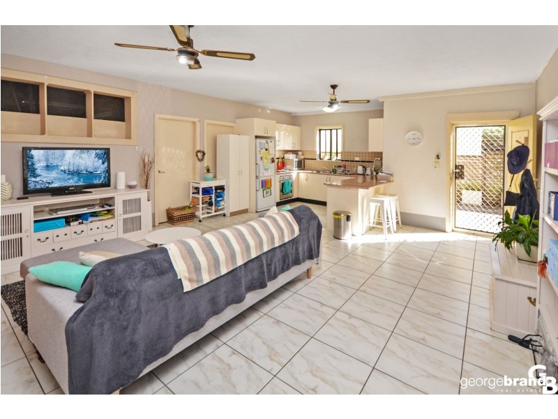 1/4 Ladera Drive, Copacabana NSW 2251