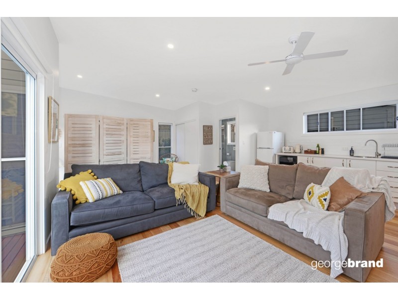 18 Segura Street, Copacabana NSW 2251