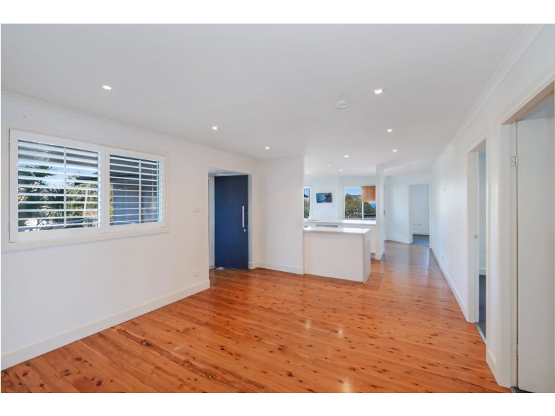 10 Munyana St, Copacabana NSW 2251