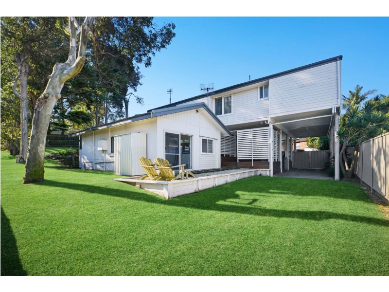 10 Munyana St, Copacabana NSW 2251