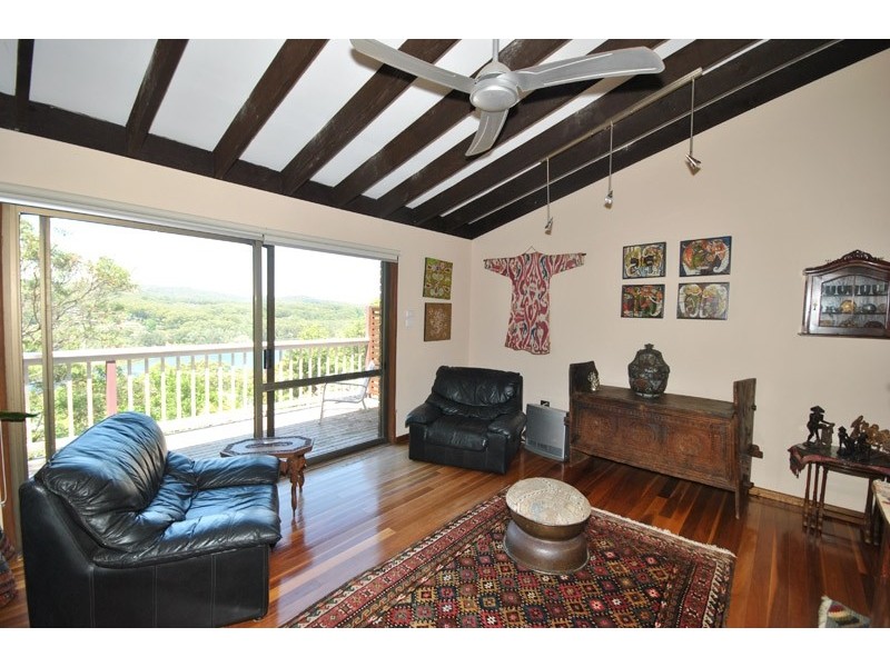 161 Copacabana Drive, Copacabana NSW 2251