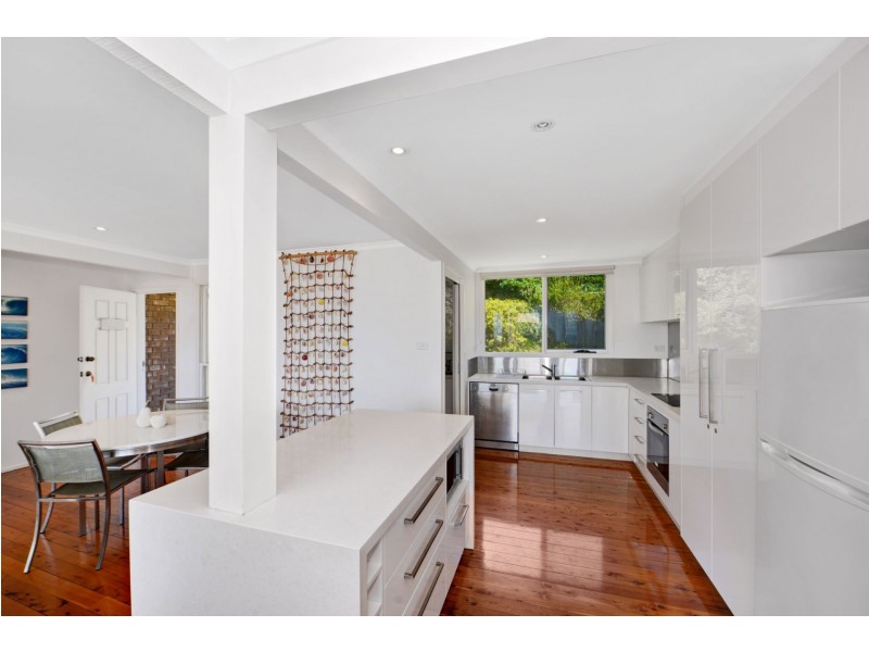 2 The Glade, Copacabana NSW 2251