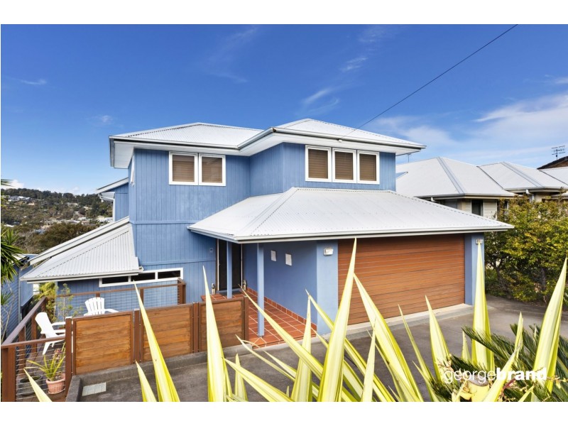 16 Fiesta Crescent, Copacabana NSW 2251