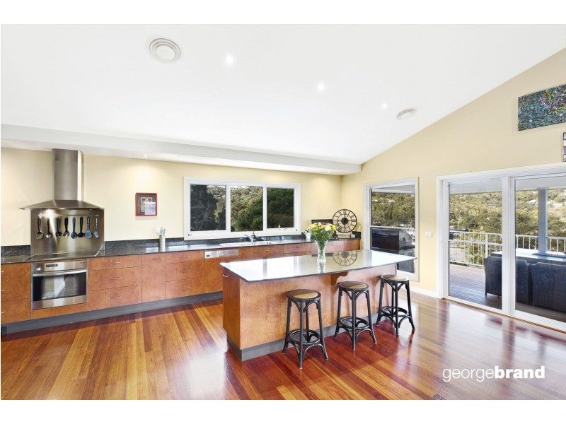 16 Fiesta Crescent, Copacabana NSW 2251