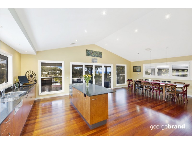 16 Fiesta Crescent, Copacabana NSW 2251