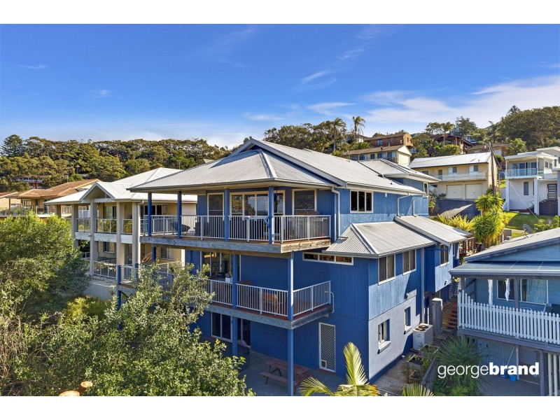 16 Fiesta Crescent, Copacabana NSW 2251