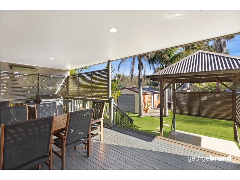 18 Del Rio Drive, Copacabana NSW 2251