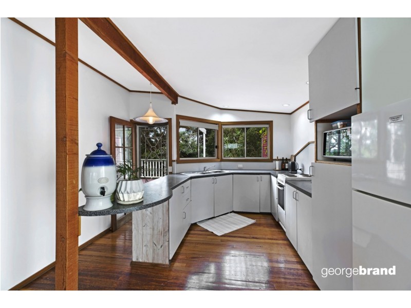 49 Circulo Drive, Copacabana NSW 2251