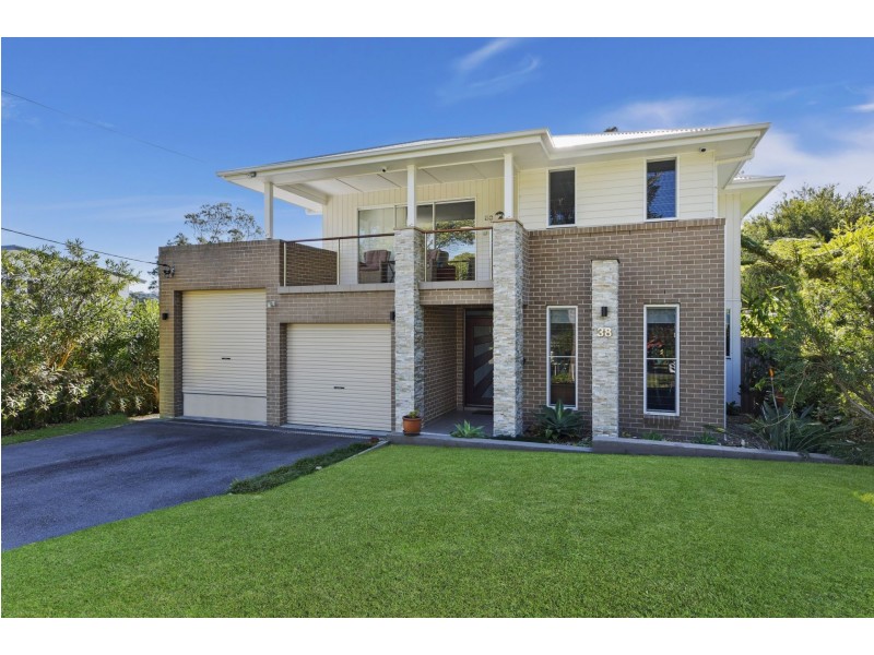 38 Del Rio Drive, Copacabana NSW 2251
