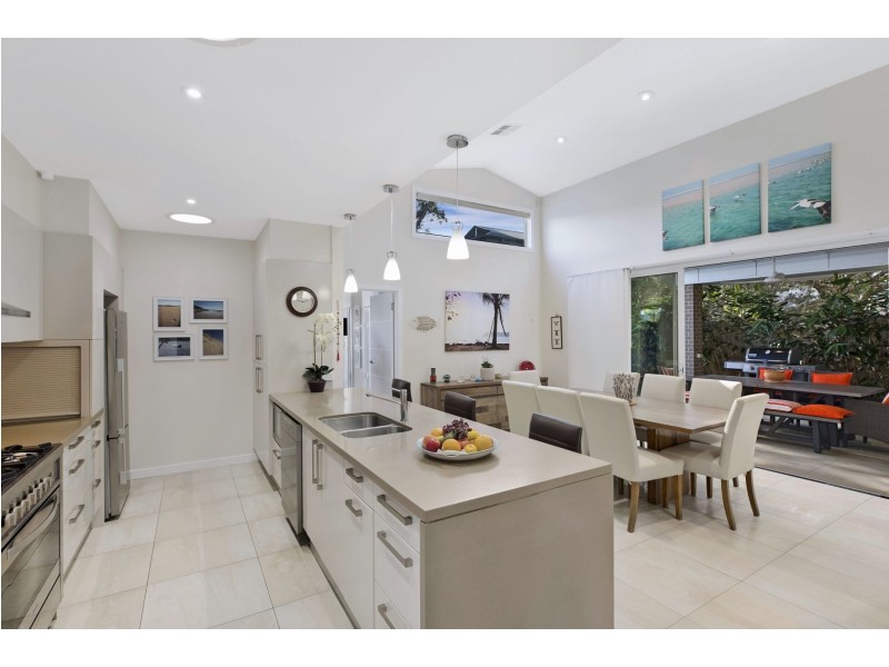 38 Del Rio Drive, Copacabana NSW 2251