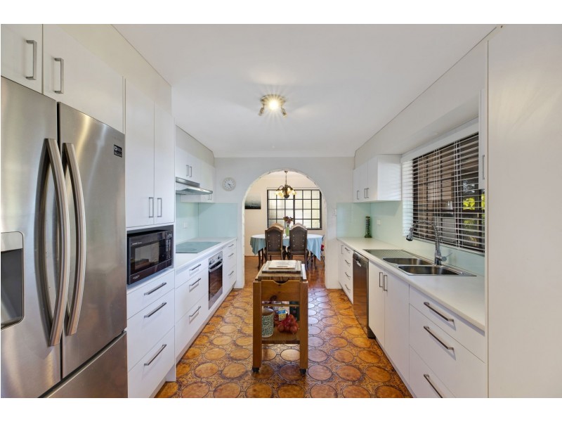 168 Copacabana Drive, Copacabana NSW 2251