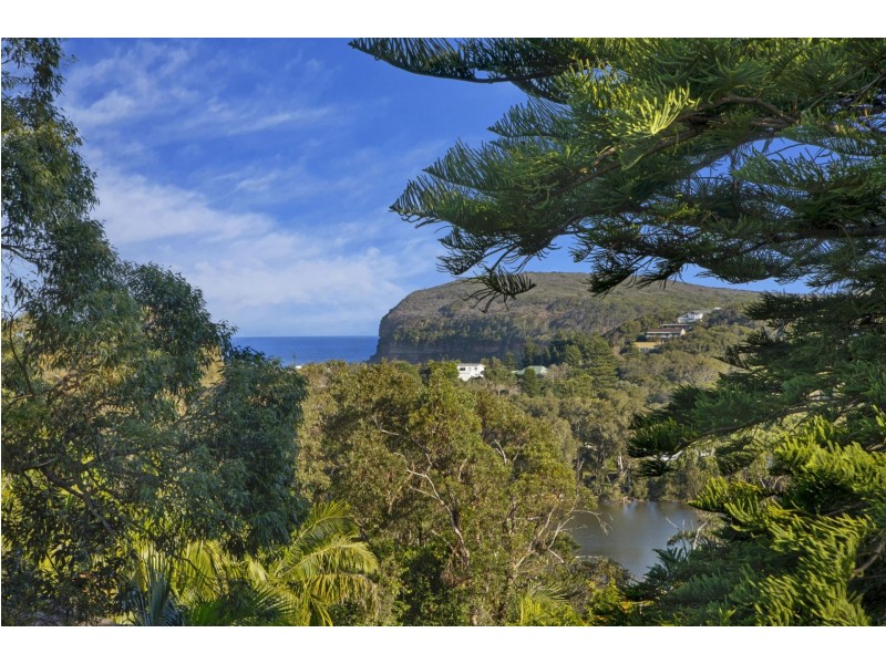 168 Copacabana Drive, Copacabana NSW 2251