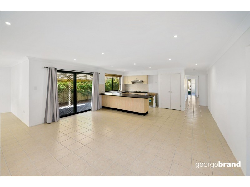13 Ensenada Road, Copacabana NSW 2251