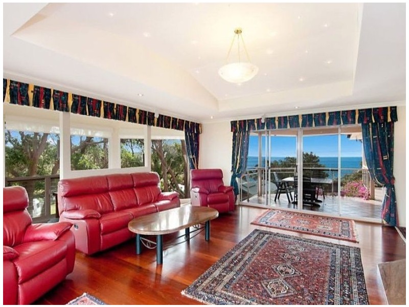 63 Vista Ave North, Copacabana NSW 2251