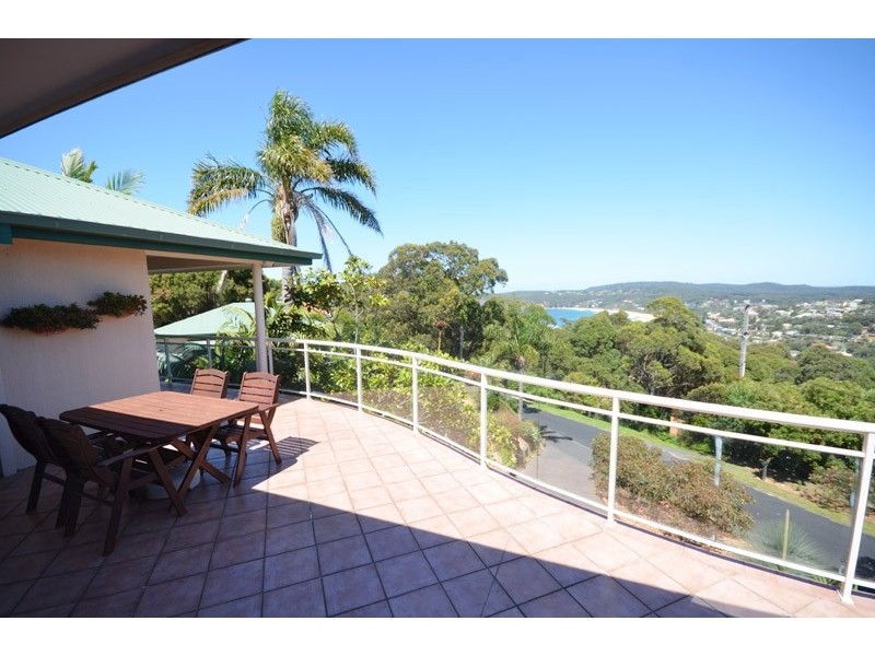 63 Vista Ave North, Copacabana NSW 2251