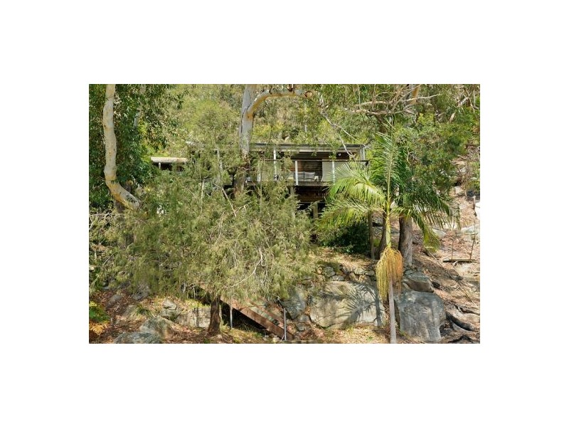 80 Riverview Ave, Dangar Island NSW 2083