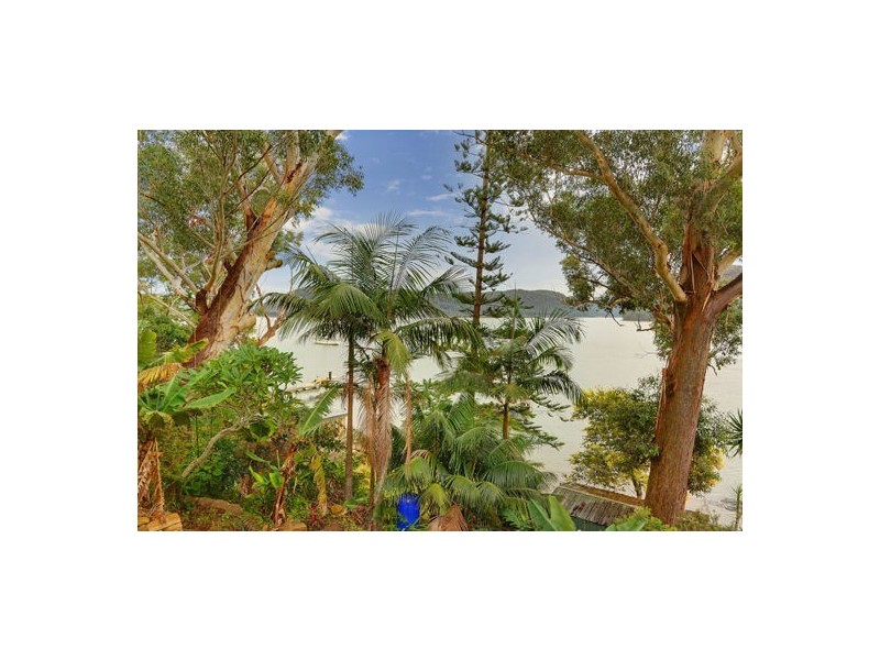 24 Riverview Ave, Dangar Island NSW 2083