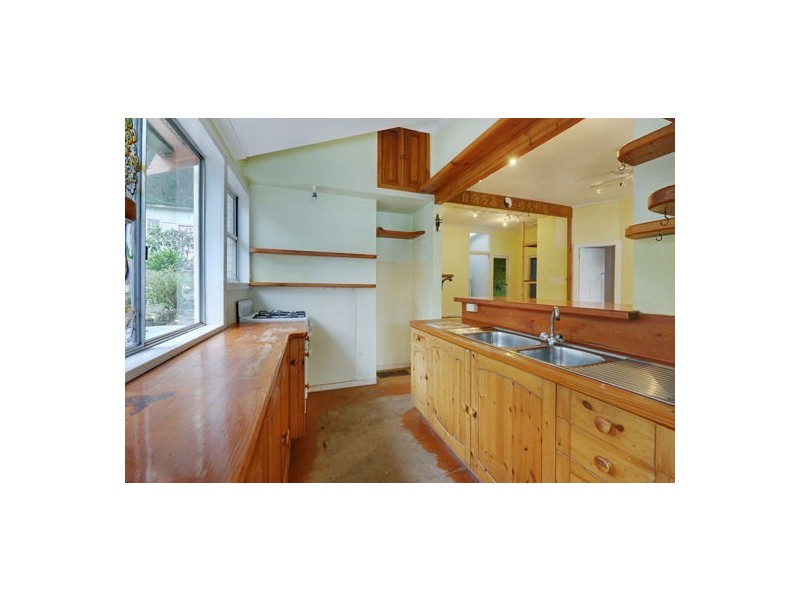 24 Riverview Ave, Dangar Island NSW 2083