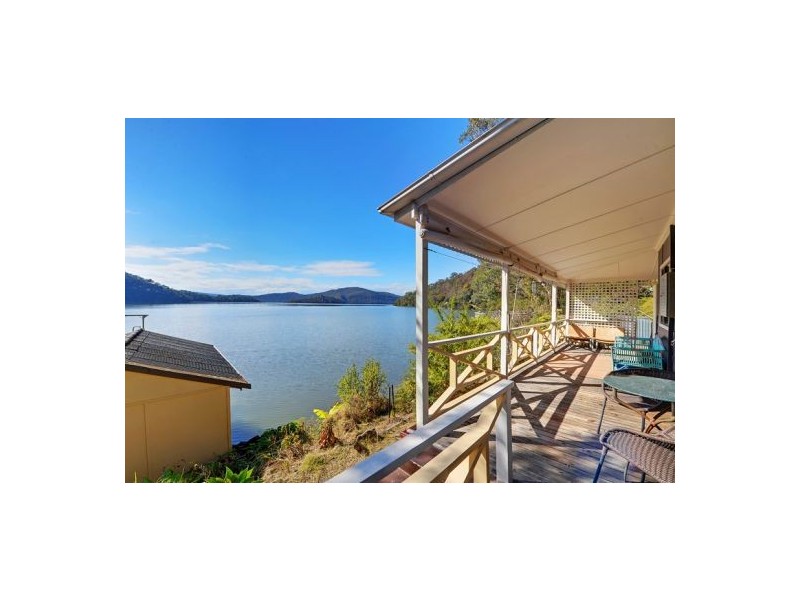 8 Marra Marra Creek, Berowra Waters NSW 2082
