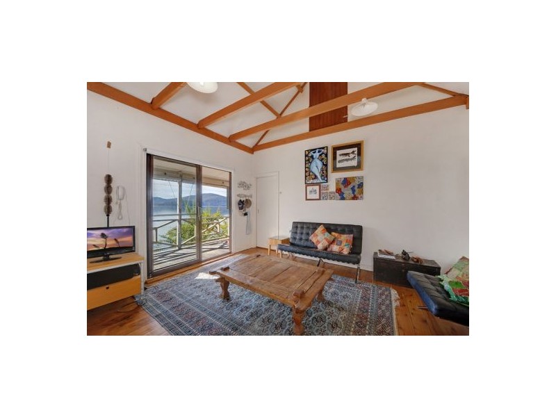 8 Marra Marra Creek, Berowra Waters NSW 2082