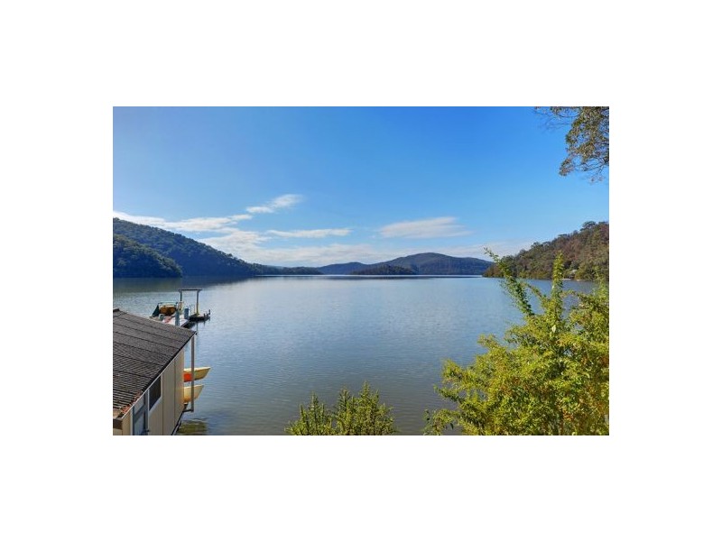 8 Marra Marra Creek, Berowra Waters NSW 2082