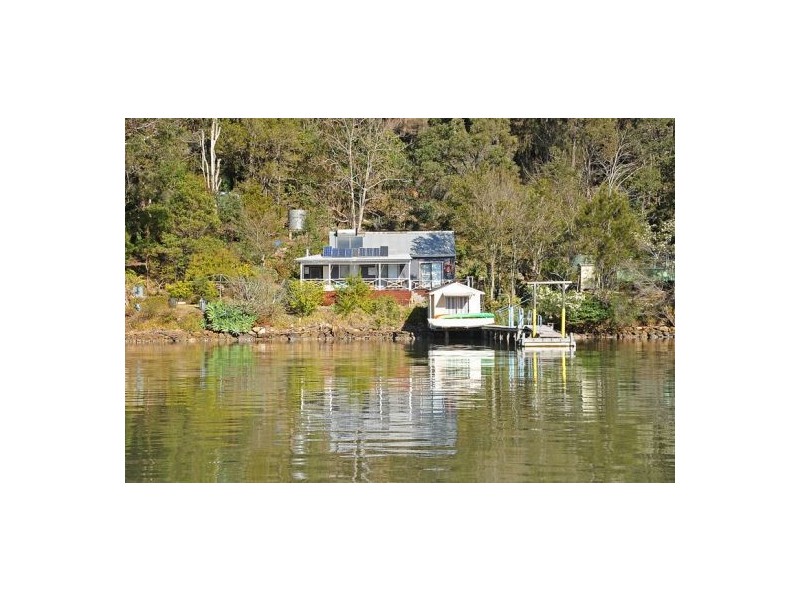 8 Marra Marra Creek, Berowra Waters NSW 2082