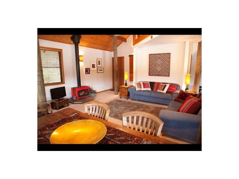 737 The Tree House, Gunderman NSW 2775