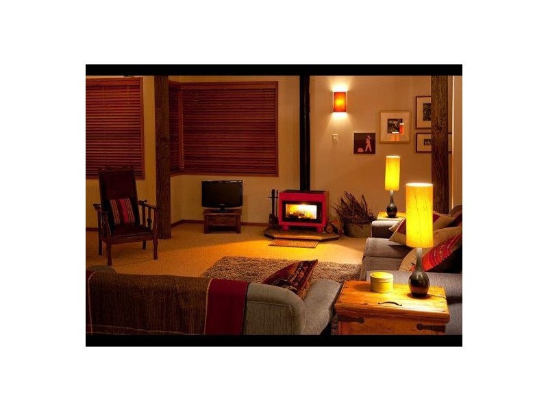 737 The Tree House, Gunderman NSW 2775