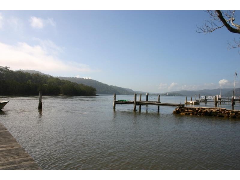 15 Left Bank, Milsons Passage NSW 2083