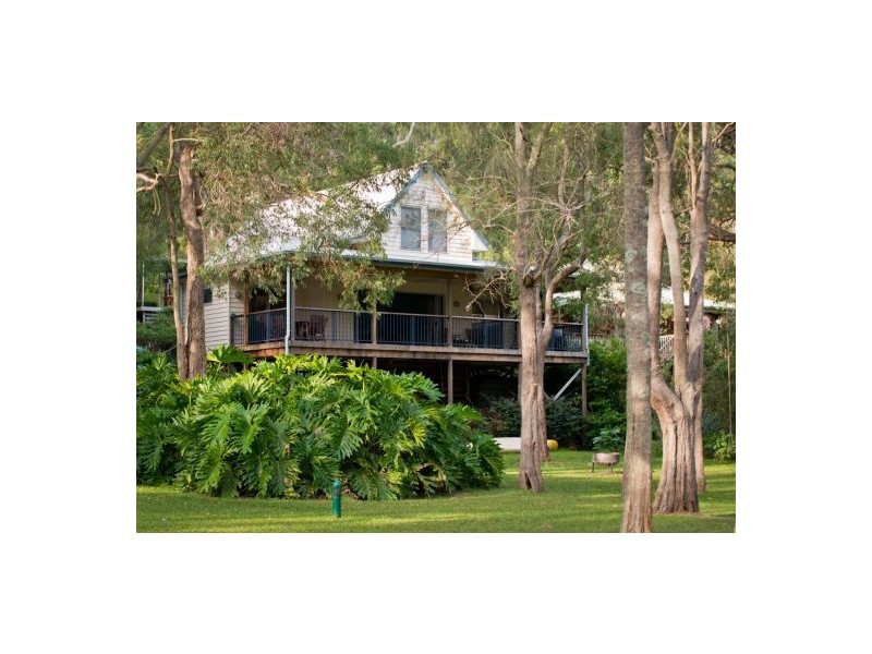 9 Kalinda Rd, Bar Point NSW 2083