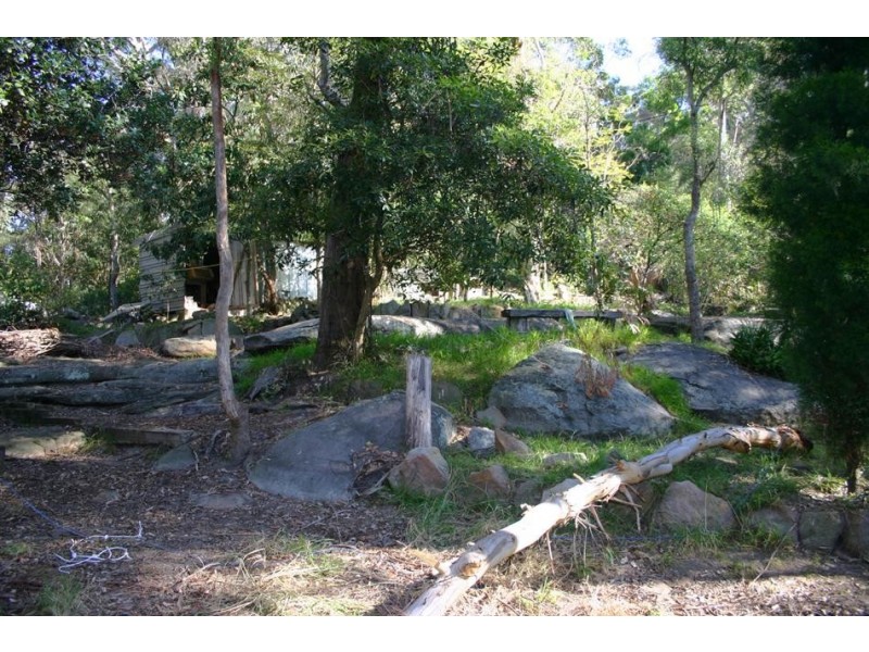 11 Riverview Ave, Dangar Island NSW 2083