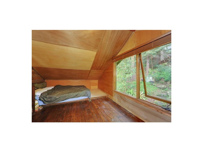 142 Riverview Ave, Dangar Island NSW 2083