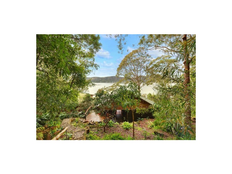 142 Riverview Ave, Dangar Island NSW 2083