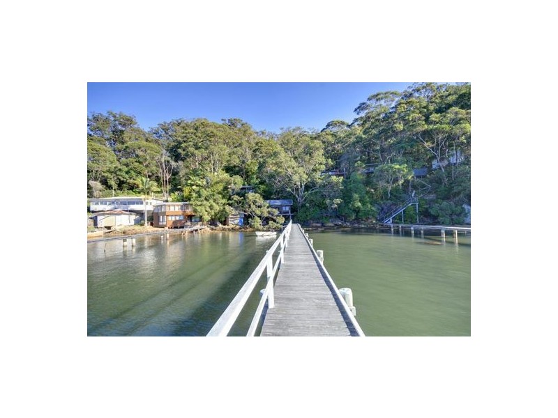 142 Riverview Ave, Dangar Island NSW 2083