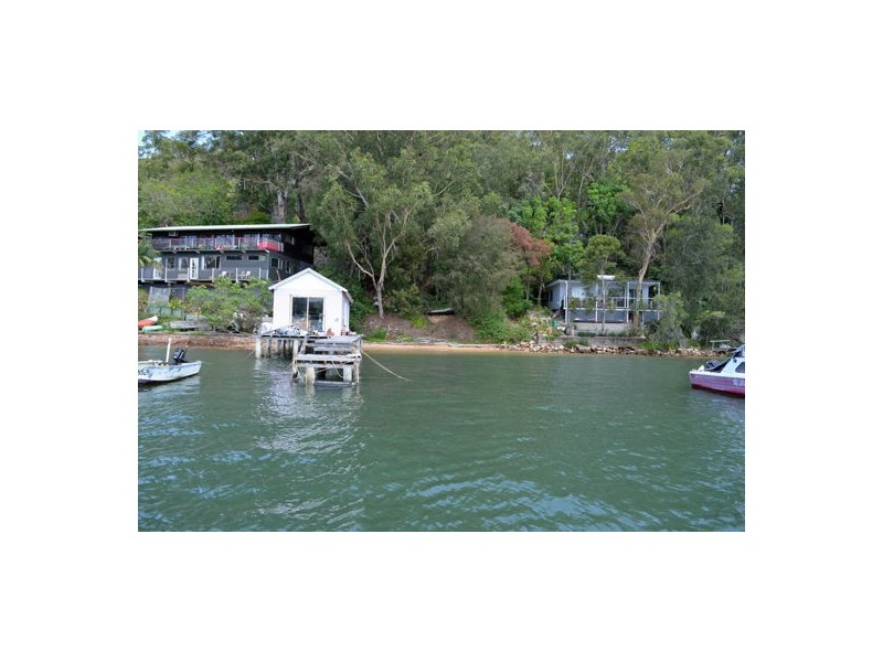 30 Riverview Ave, Dangar Island NSW 2083