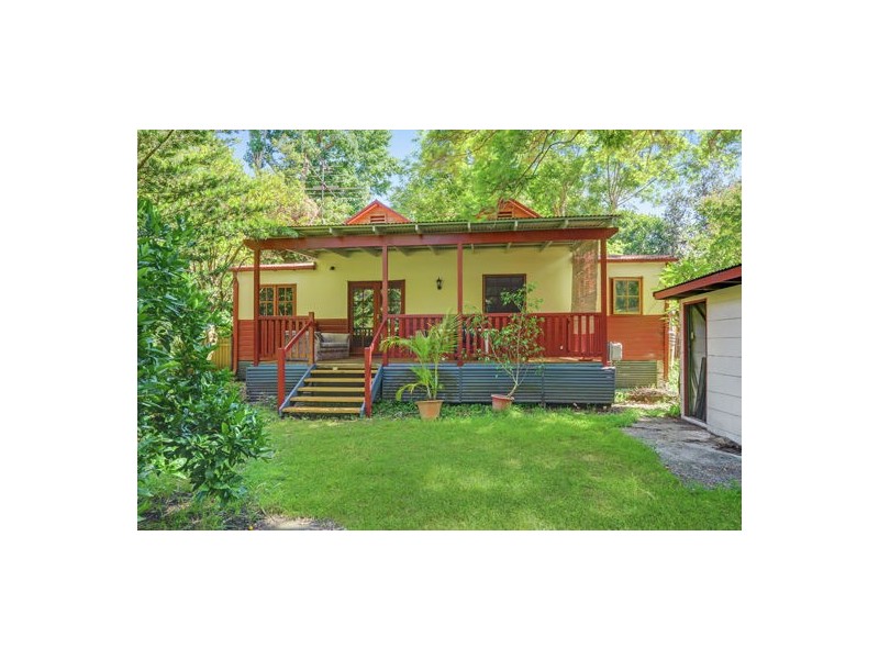 8 Baroona Street, Dangar Island NSW 2083