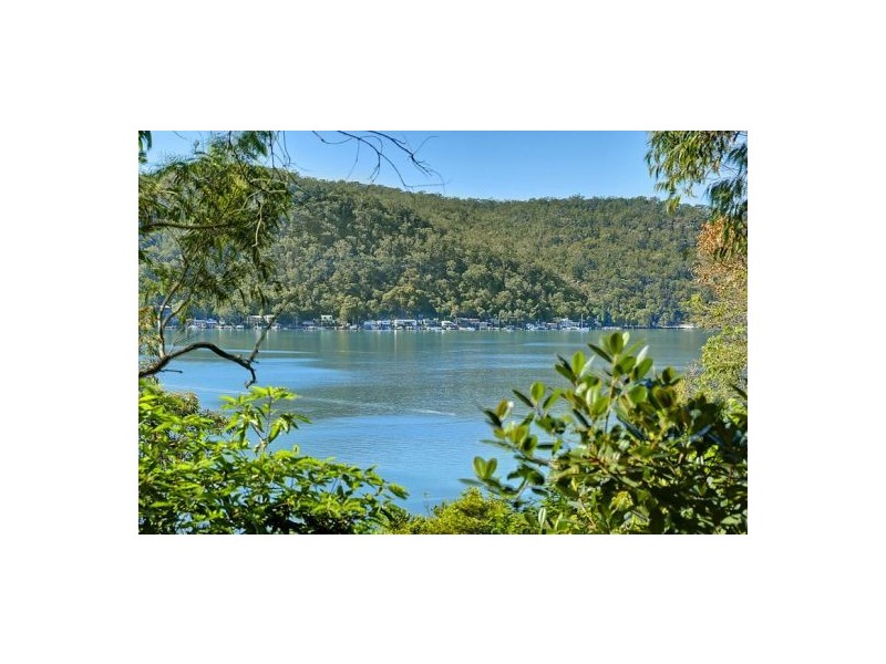 160 Riverview Ave, Dangar Island NSW 2083