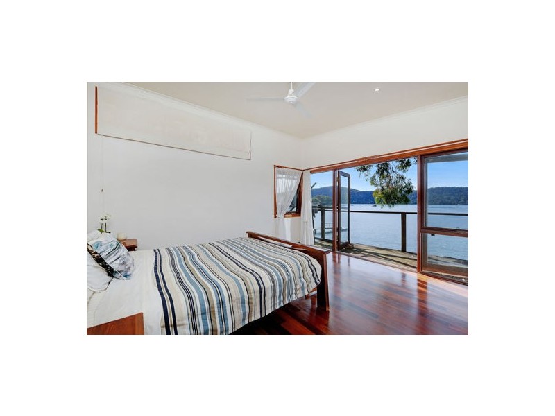 128 Riverview Ave, Dangar Island NSW 2083