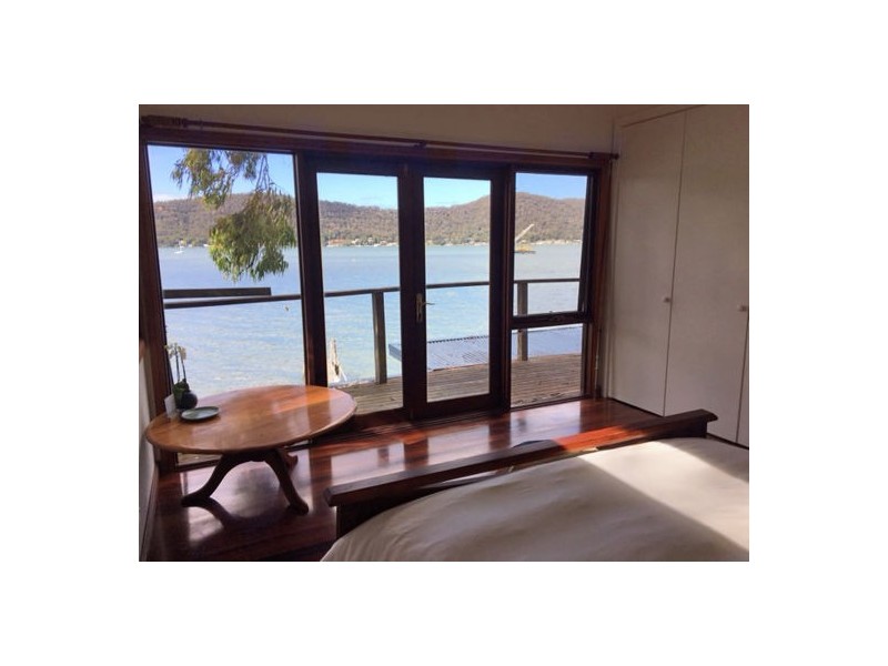 128 Riverview Ave, Dangar Island NSW 2083