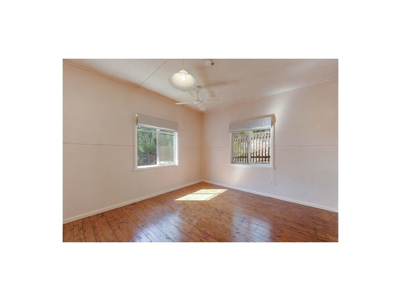 24 William Street, Brooklyn NSW 2083