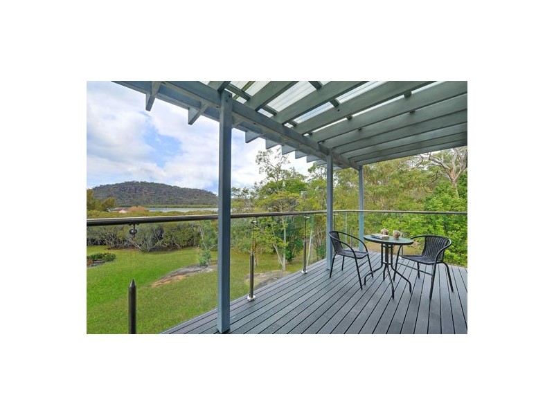 1 Point Road, Mooney Mooney NSW 2083