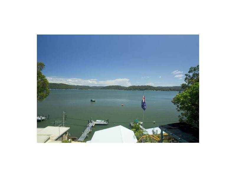 33 Little Wobby Beach, Brooklyn NSW 2083
