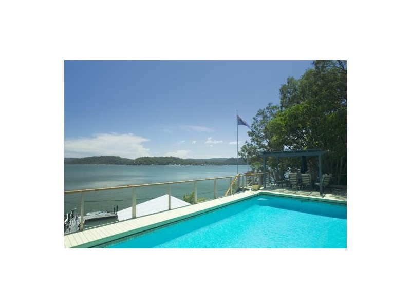 33 Little Wobby Beach, Brooklyn NSW 2083