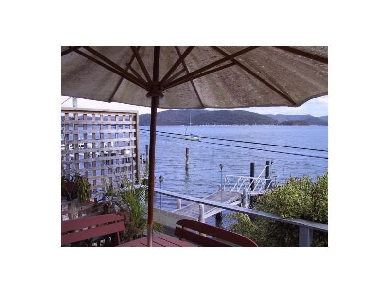 33 Little Wobby Beach, Brooklyn NSW 2083