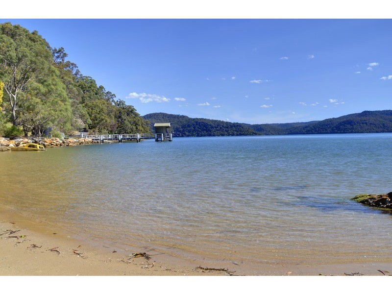 7 Little Wobby via, Brooklyn NSW 2083