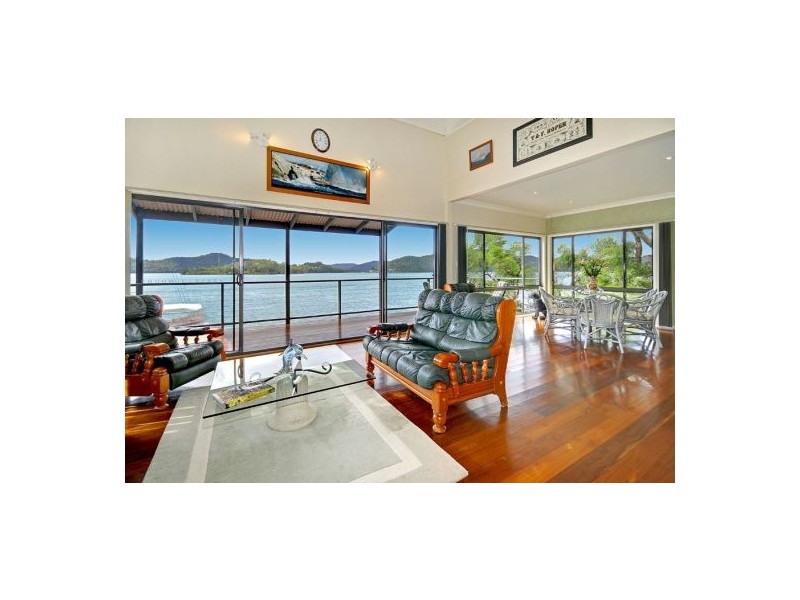 Bar Point NSW 2083