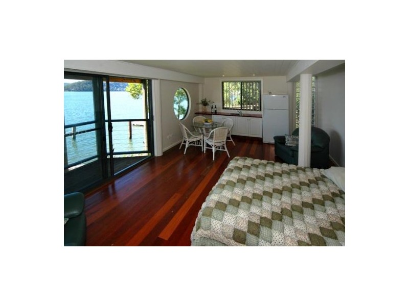 Bar Point NSW 2083