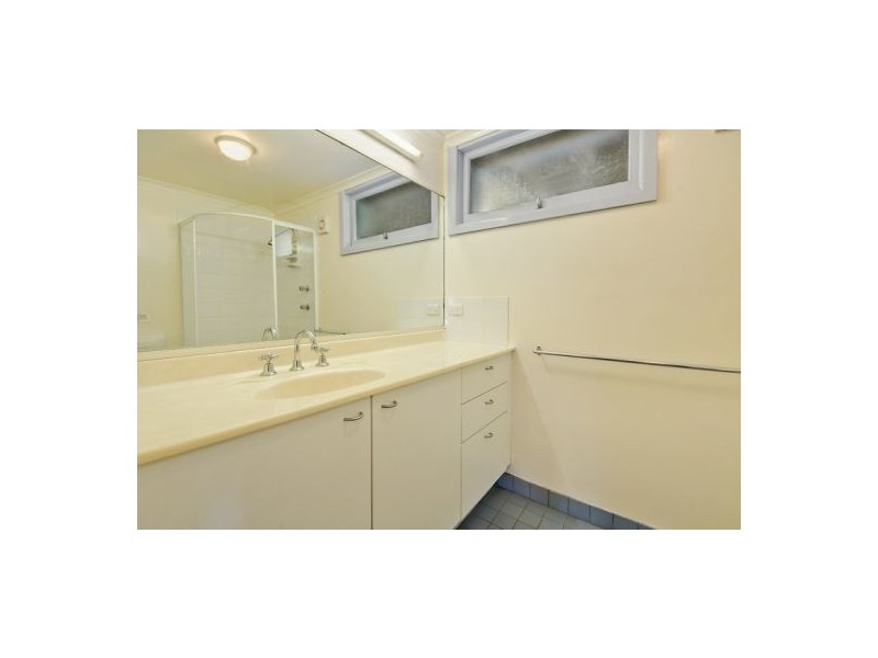 73 Grantham Cres, Dangar Island NSW 2083